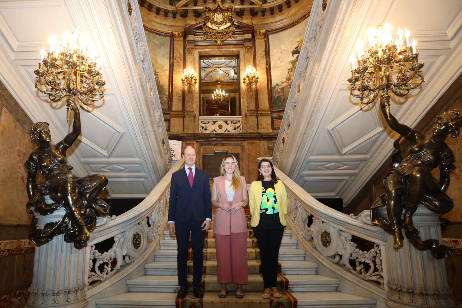 Vice-governadora Jade Romero visita Casa de América, em Madrid, buscando fortalecer a relação entre Ceará e Espanha