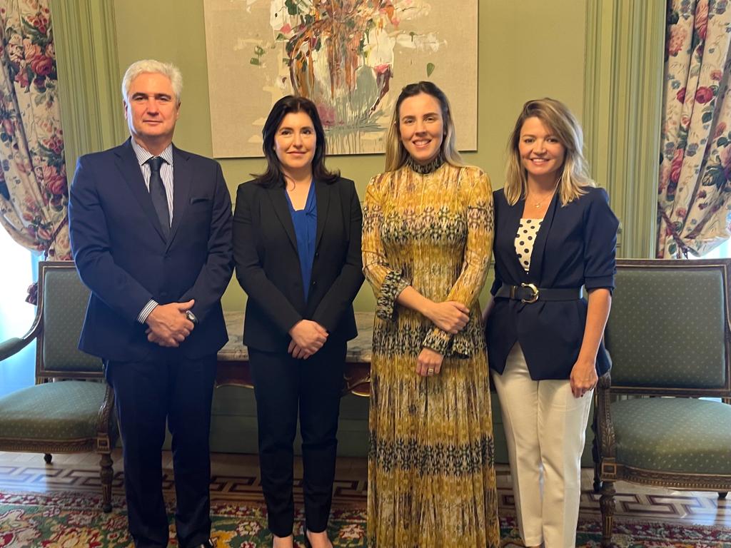 Jade Romero e Simone Tebet se reúnem com embaixador na Espanha