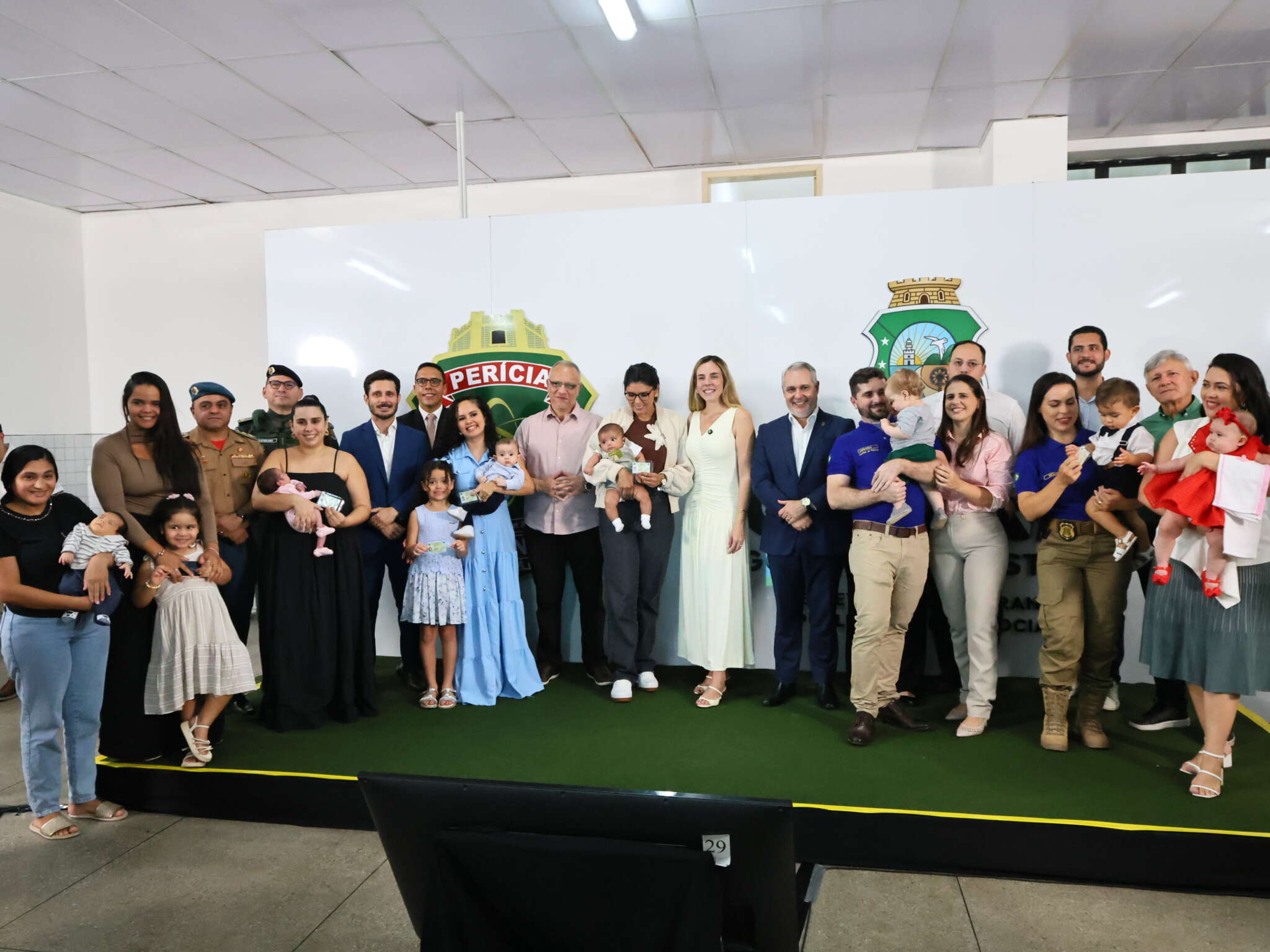 Ceará inicia emissão da Carteira de Identidade Nacional para o público neonatal e infantil